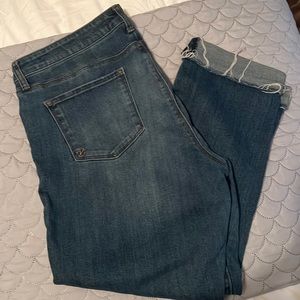 Kut From the Kloth size 16 distressed jeans